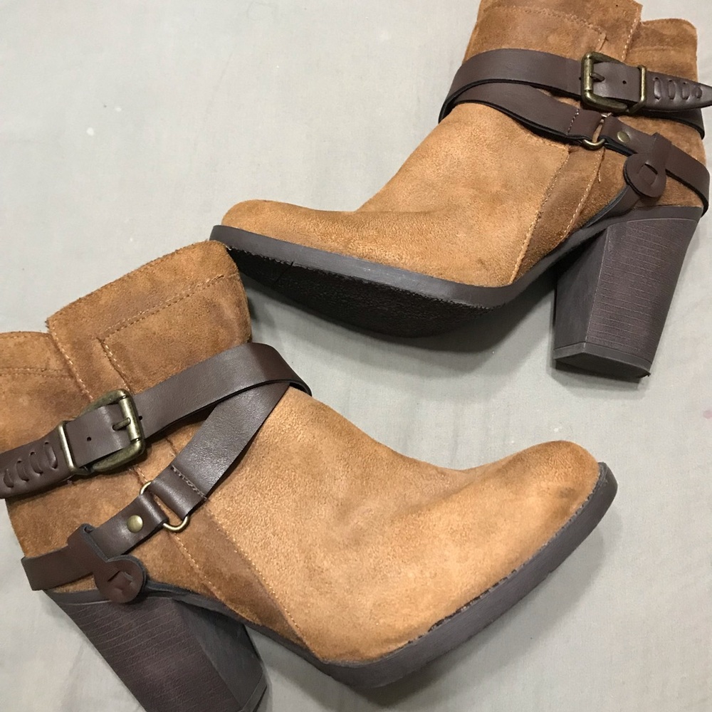 Mossimo Supply Co. Francesca Western Booties